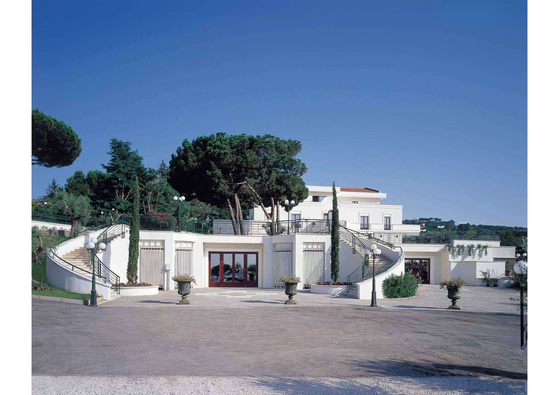 Lh Hotel Domus Caesari Марино Екстериор снимка